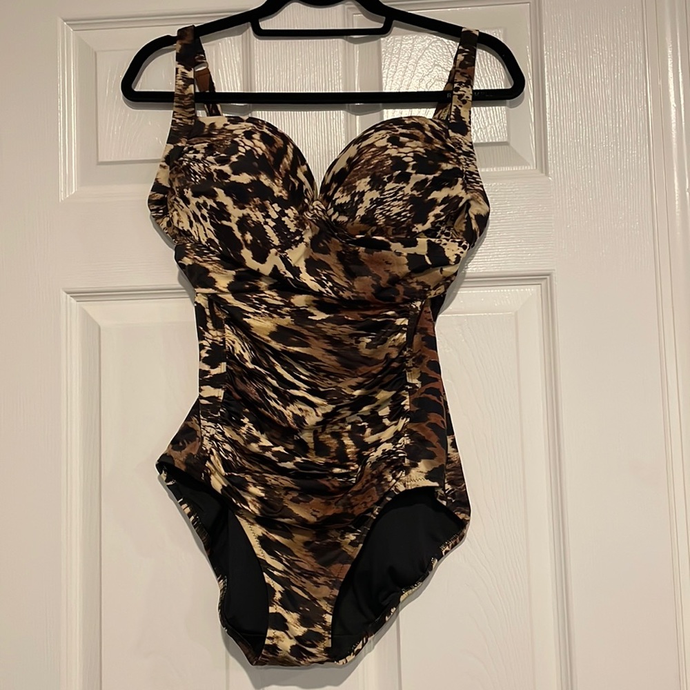 Soma Leopard one piece bathing suit
